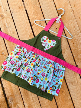 Farm Girl Apron